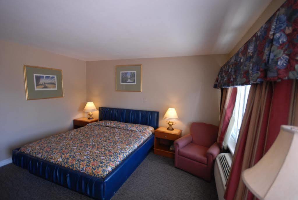 Kitchener Motel المظهر الخارجي الصورة